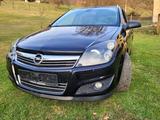 Opel Astra Caravan 1.8 Sportfahrwerk 8 Fach  AAHK