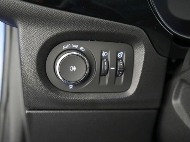 Corsa-e F EDITION 50kWh AT+RÜCKFAHRKAMERA+SITZ-/