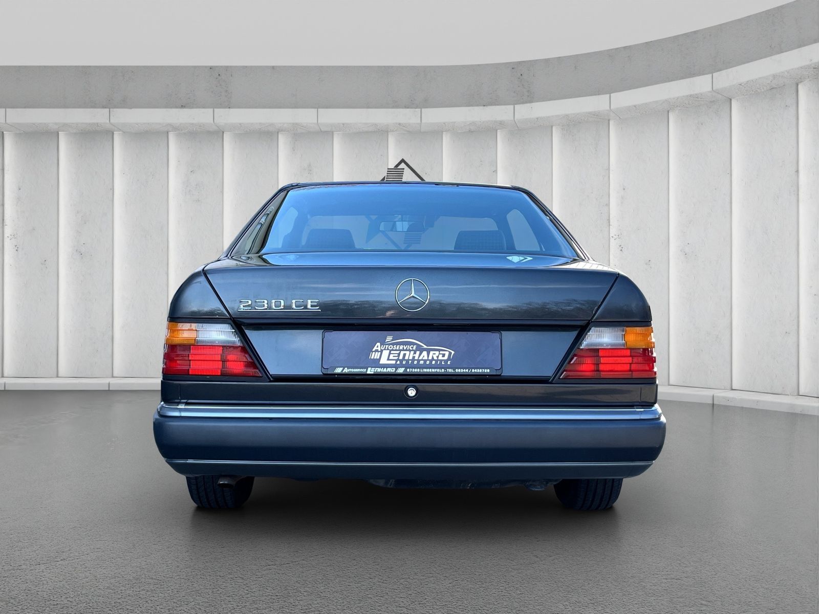 Fahrzeugabbildung Mercedes-Benz E 230 CE*W124C*1 Hand*128tkm* Guter Zustand*