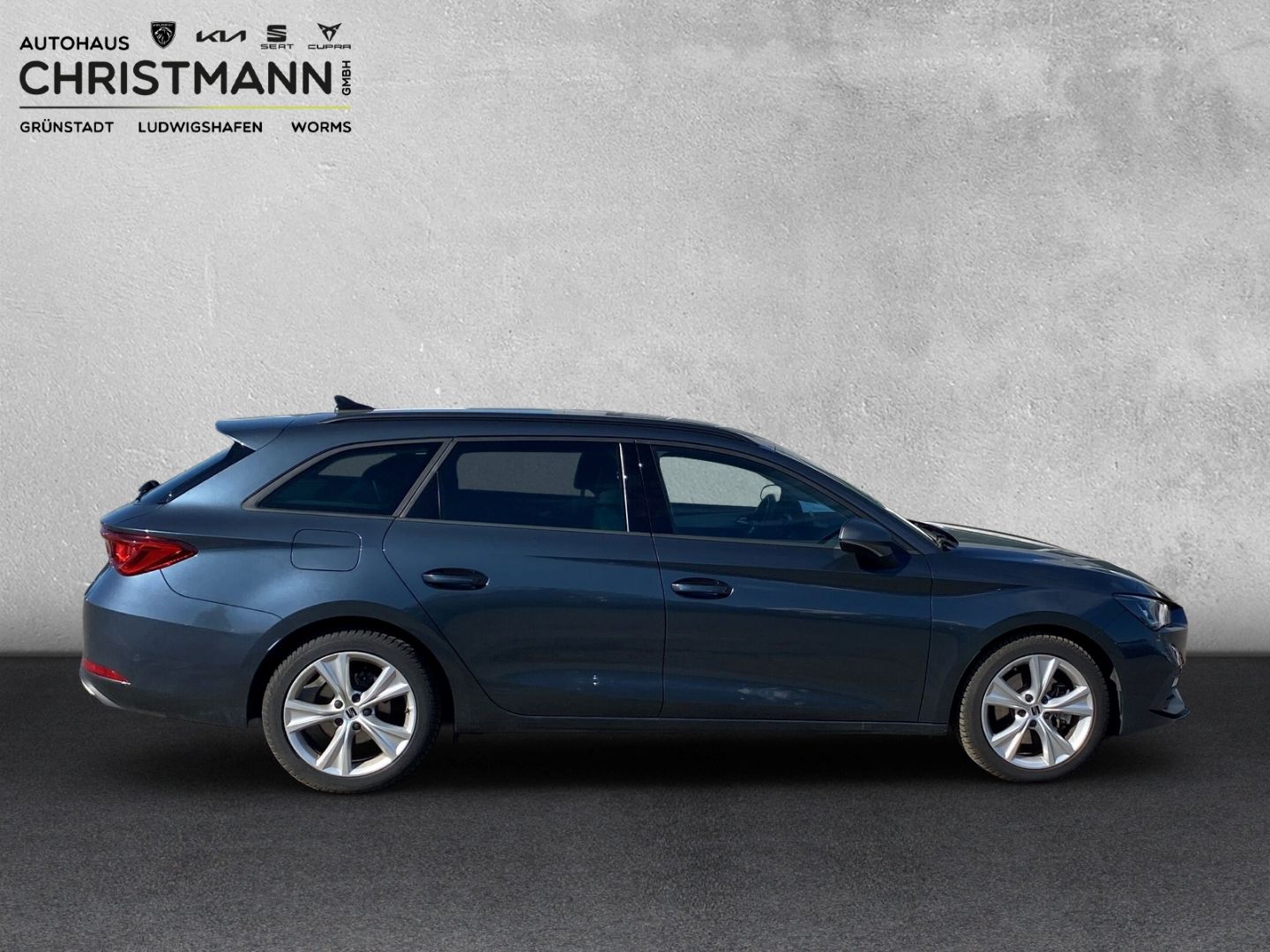 Fahrzeugabbildung SEAT Leon Sportstourer FR 2.0 TDI EU6d Navi Digitales