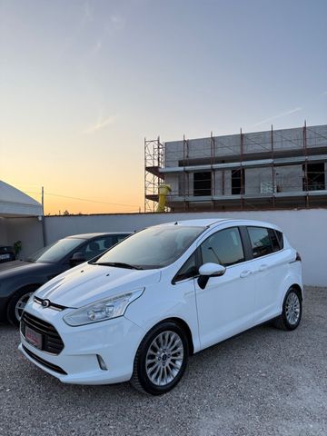 Ford B-Max 1.5 TDCi 75 CV Titanium