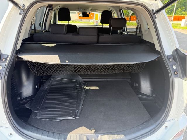 RAV 4 2.5 4x2 Hybrid TeamD NAVI+ACC+AHK