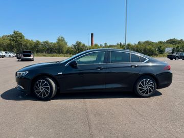 Opel Insignia - 10