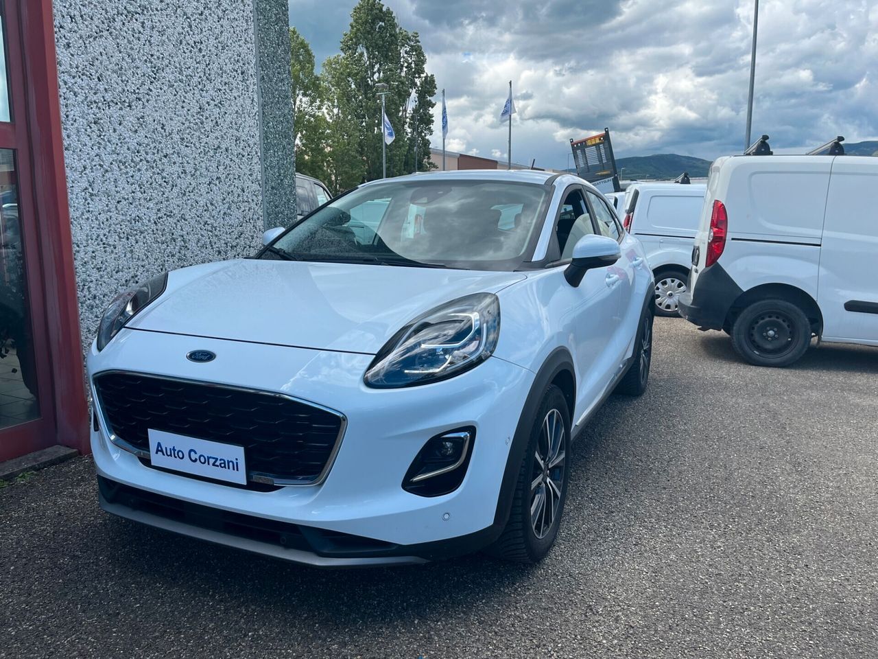 Ford Puma 1.0 EcoBoost Hybrid 125 CV S&S Titaniu imagem 2