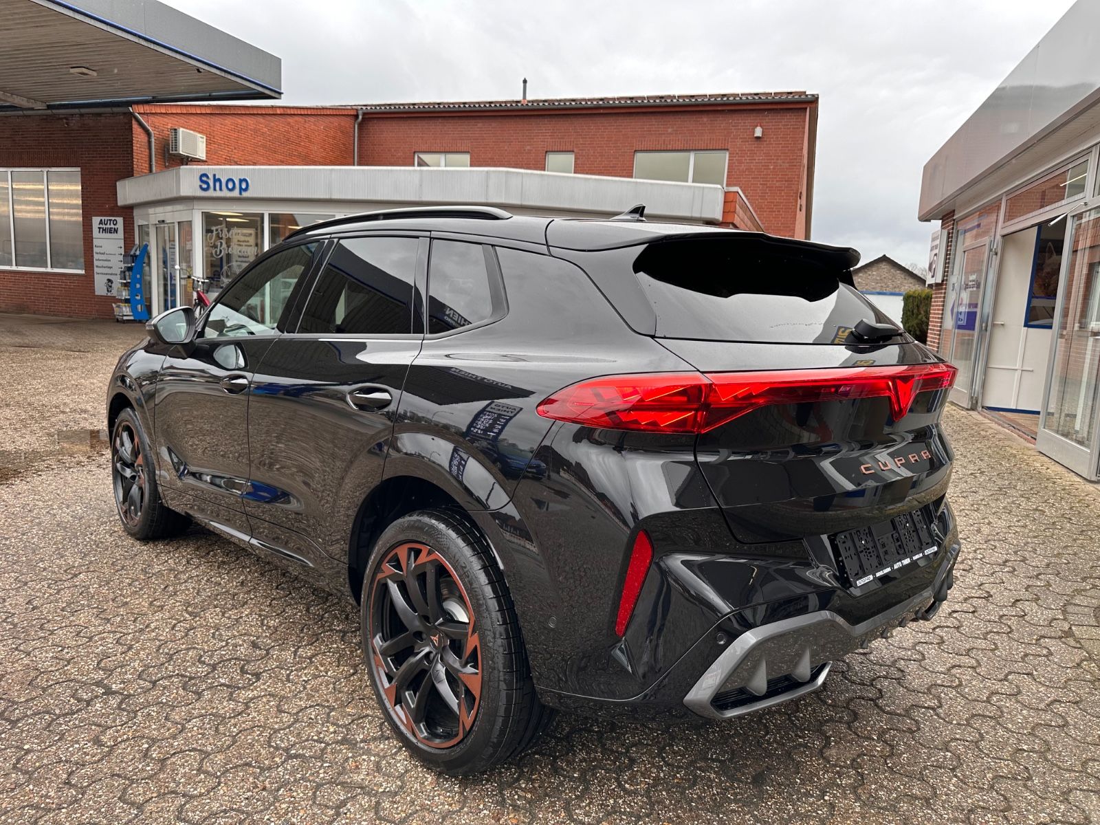 Fahrzeugabbildung CUPRA Terramar VZ 2.0 TSI 4Dr DSG Matrix/Pano/AHK/ACC