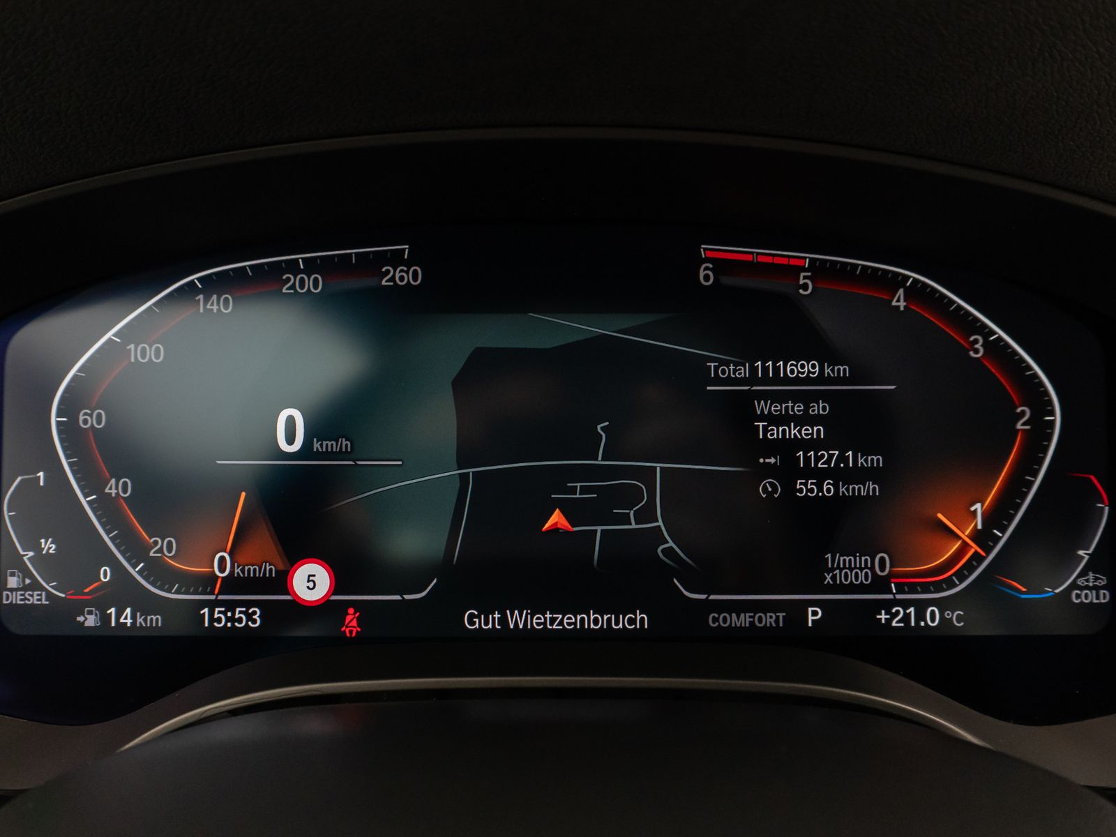 Fahrzeugabbildung BMW 530d Kamera HUD DAB Komfort Alarm Sport 19Zoll