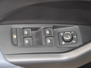 Volkswagen T-Cross TSI IQ.light Style KLIMA LED NAVI ALU