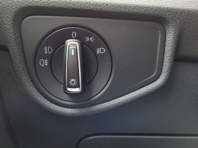 Touran Highline 1.5 l TSI Aut. Pano Navi LED