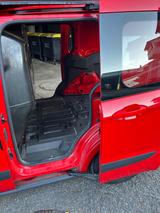 Ford Transit Courier - scheckheftgepflegte Ford Courier
