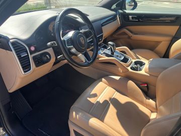 Porsche Cayenne - 7