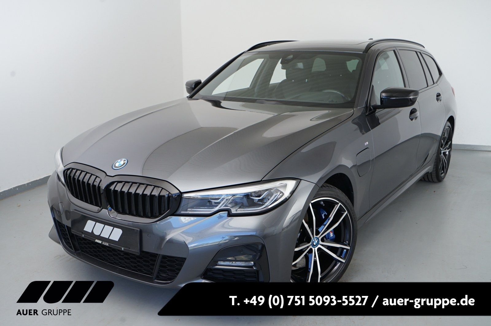 BMW 330e xDrive Touring (Navi Pano HUD Leder WLAN)