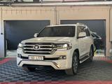 Toyota Land Cruiser 200 4.5 v8 diesel 2018 - Toyota Land Cruiser mit Panoramadach