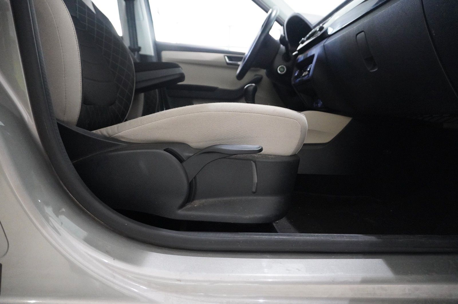 Fahrzeugabbildung SKODA Fabia Combi 1.2 STYLE LED/PDC/KLIMA/SH/USB/NEBEL