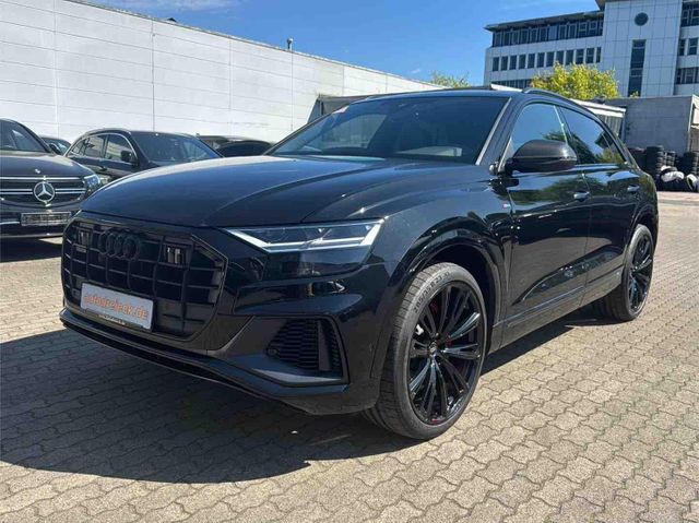 Audi Q8 55 TFSI 2x S line competition plus ACC AHK 23