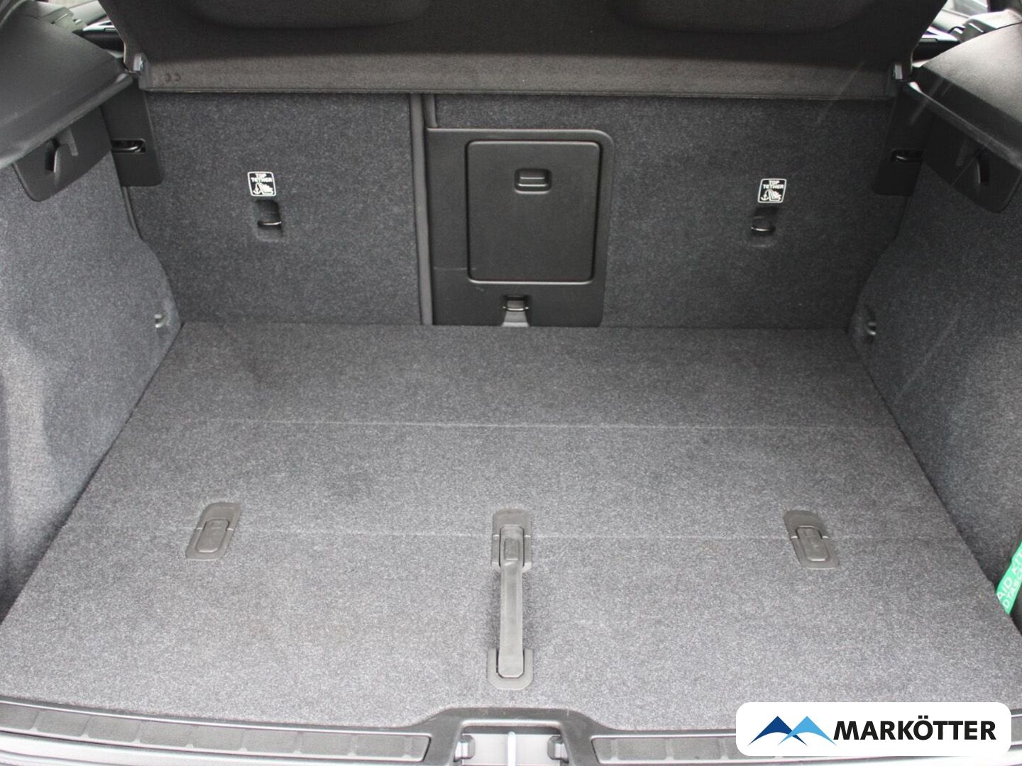 Volvo XC40 B4 Plus Dark Pixel-LED/360/H&K/LHZ/FSHZ/19' foto 17
