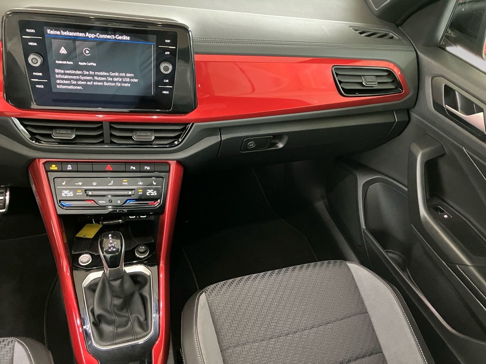 Volkswagen T-Roc - Bild 13