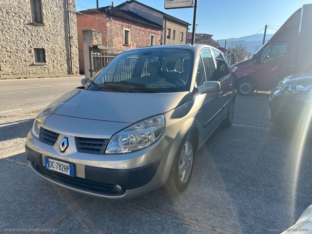 Renault RENAULT Scénic 1.9 dCi 130 CV Luxe