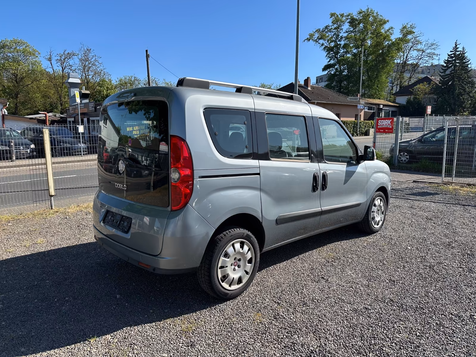 Fiat Doblo 2.0JTD 7-Sitze Emotion NAVI TÜV Neu