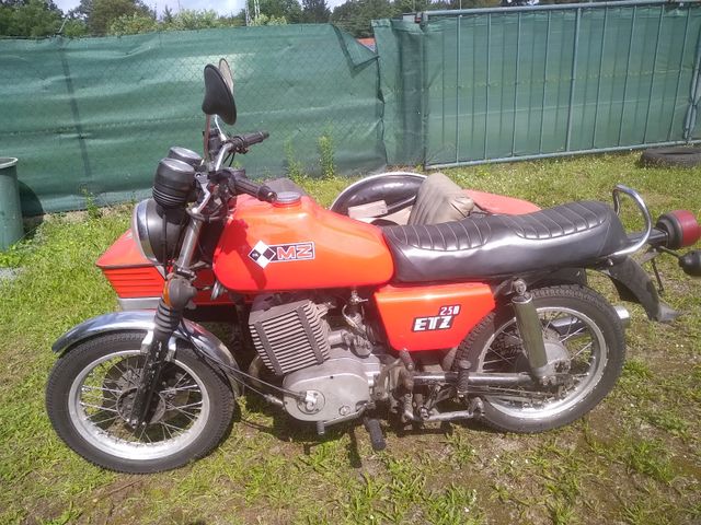 Mz ETZ 250 Gespann