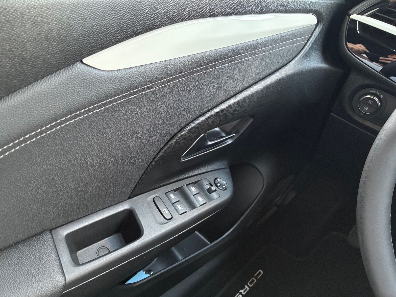 Fahrzeugabbildung Opel Corsa F 1.2 Turbo GS Kamera,LED,Matrix,SHZ,PDC