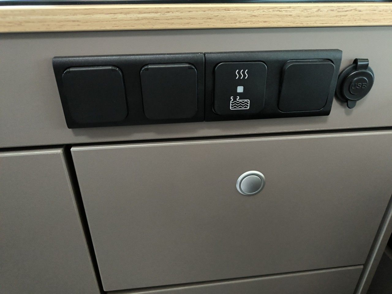 Fahrzeugabbildung LMC Innovan 540 Automatik Markise