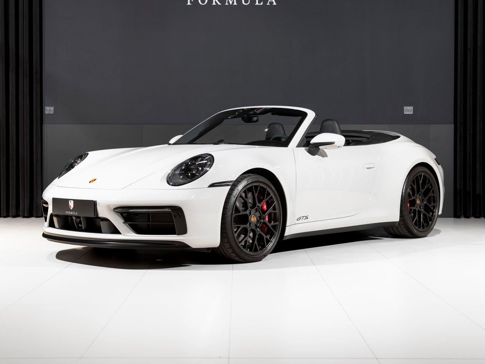 Porsche 992.1 Carrera 4 GTS Cab, Burm, 18-way, PDLS+