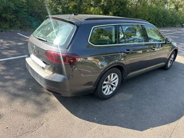 Volkswagen Passat Variant - 3