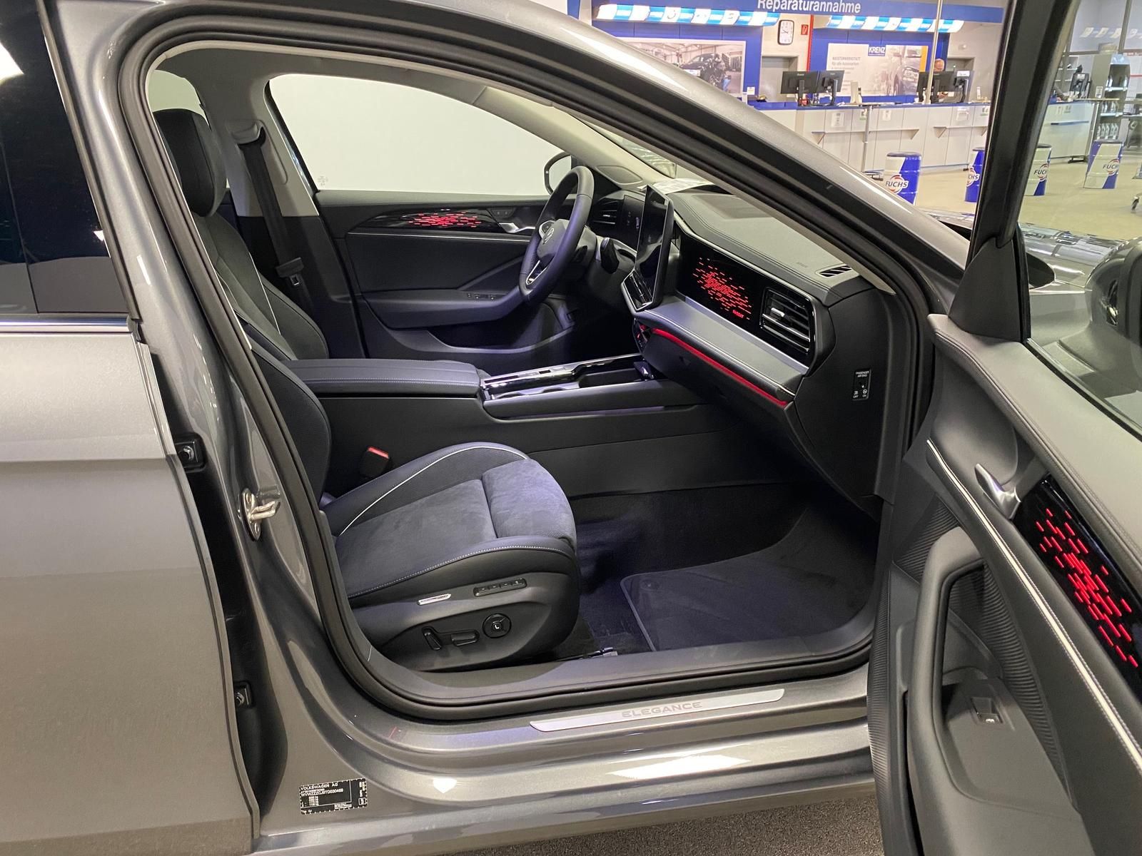 Fahrzeugabbildung Volkswagen PASSAT 2.0 TDI 110 kW Elegance+MATRIX+AHK+360RFK
