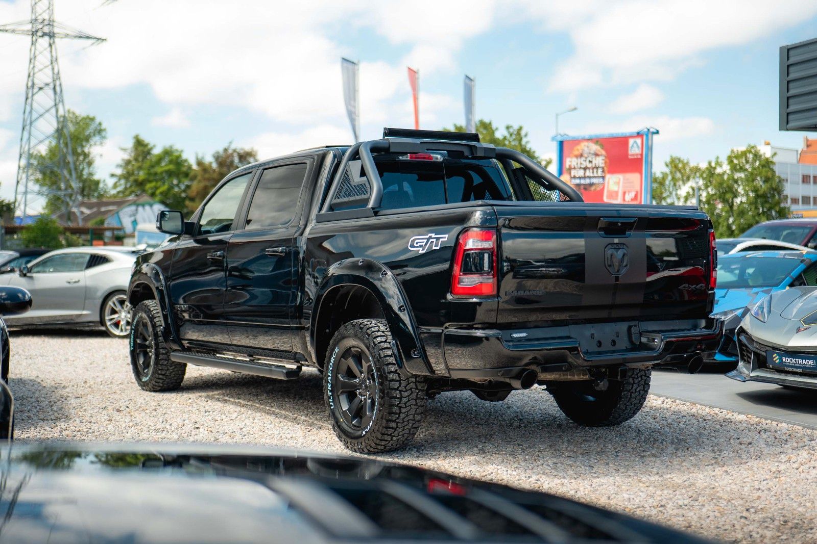 Fahrzeugabbildung Dodge RAM 5.7 V8 HEMI 4x4 LARAMIE GT NIGHT Offroad 19%