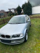 BMW E46 320i 6-Zylinder Top Zustand zweite... - BMW 320 aus 2000: 320i E46