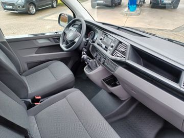 Fahrzeugabbildung Volkswagen T6 Kombi (6.1) 2.0 TDI Klima/Tempomat/9-Sitze