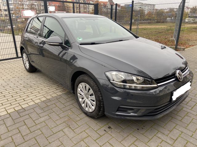 Volkswagen Golf VII Lim. Trendline BMT/Start-Stopp