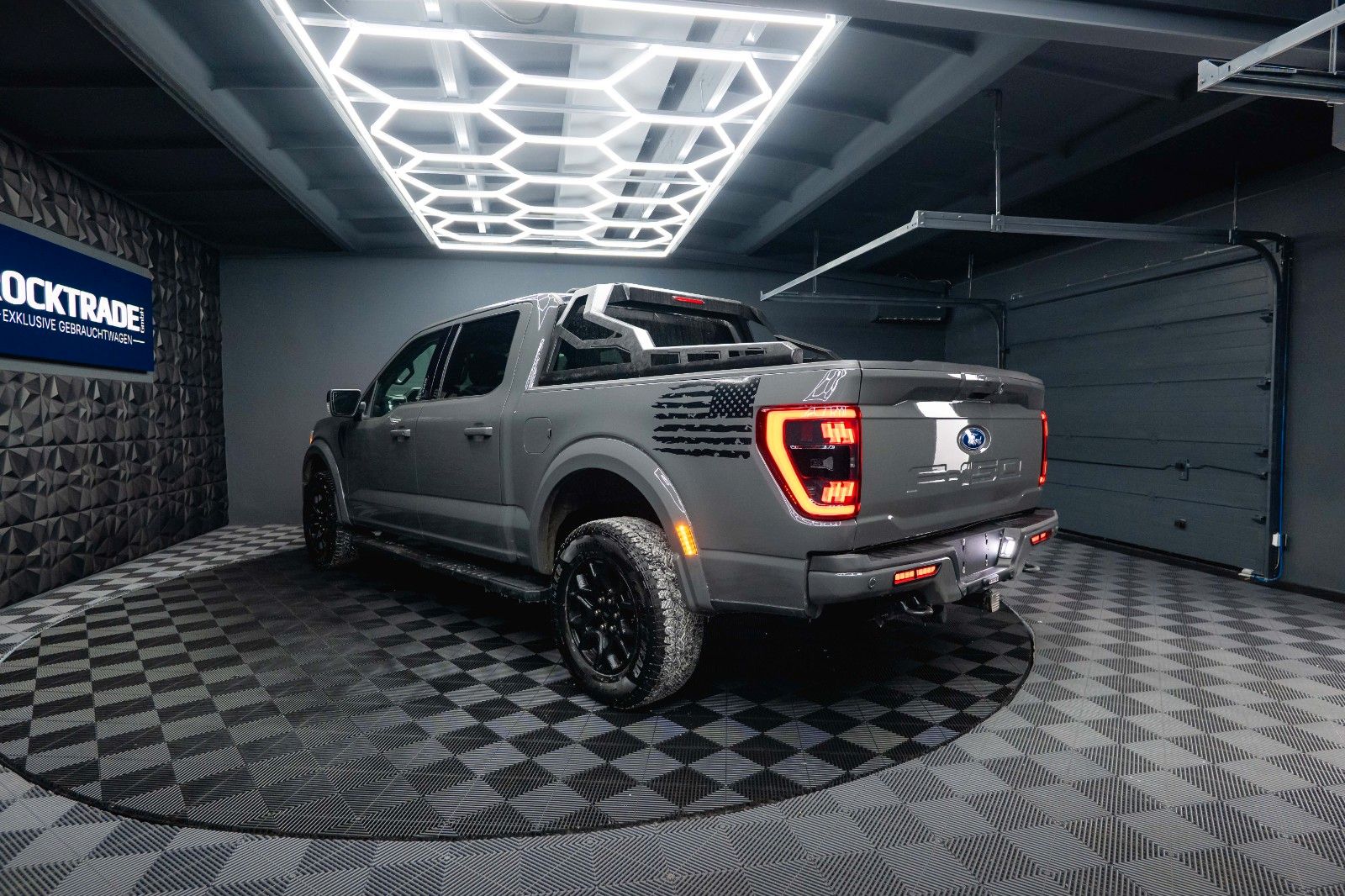 Fahrzeugabbildung Ford F150 5.0L V8 4x4 Offroad SuperCrew RAPTOR 19%