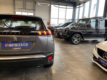 MYAUTOCENTER – Gebraucht- und Jahreswagen mit Werkstattservice in Pfaffenhofen Peugeot 2008 Active *Klima*Kamera*Navi*Bluetooth*DAB+*