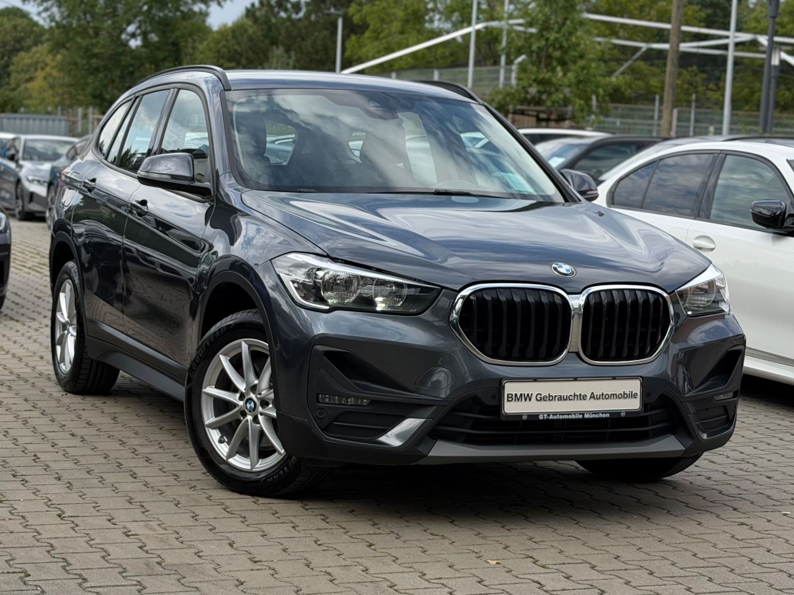 BMW X1 - 1