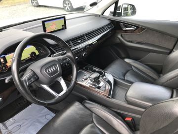 Audi Q7 - 6