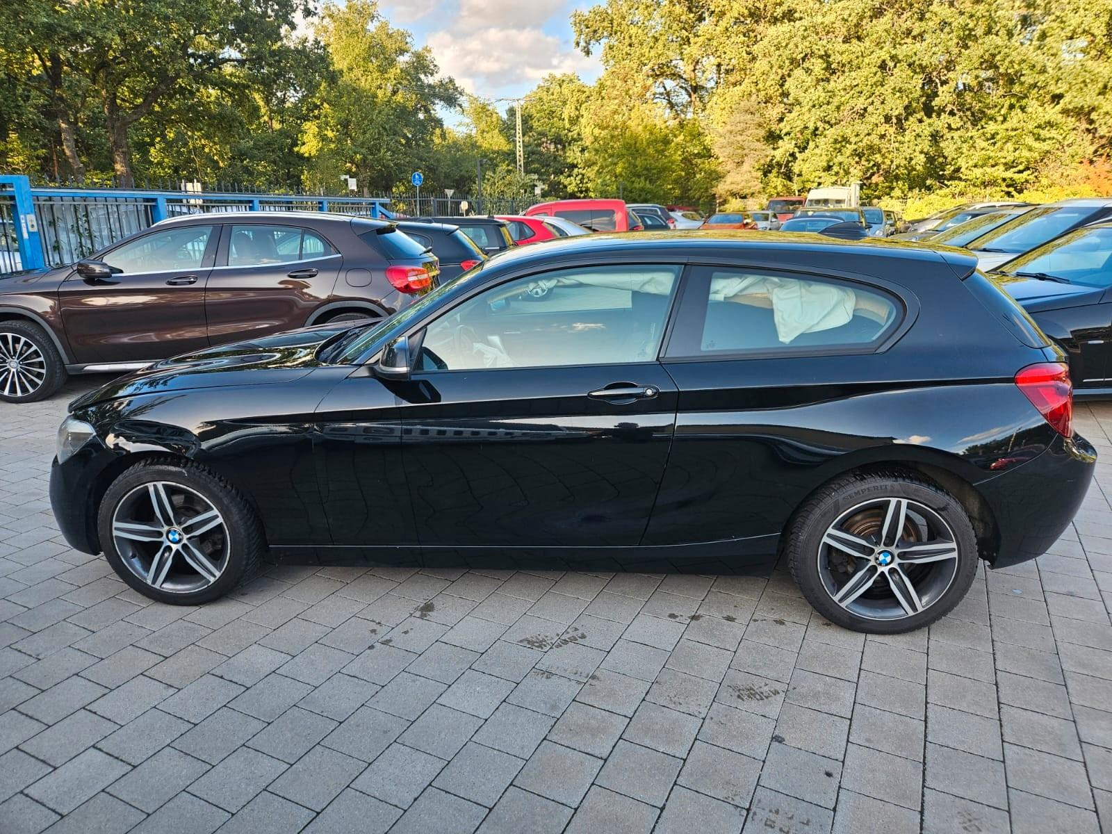 BMW 116 2012 — engine 1.598 cm³, 136 HP (100kW)