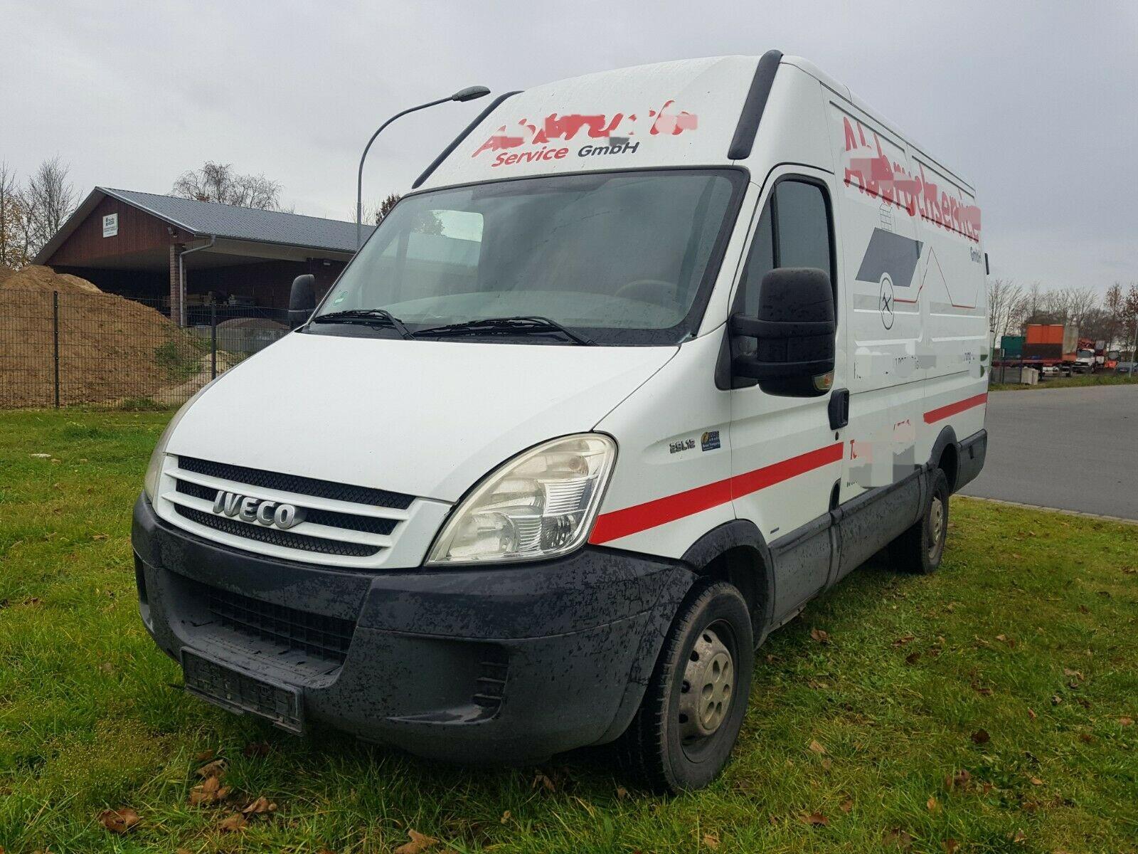 Iveco Daily 29L12 Hoch Lang Kastenwagen