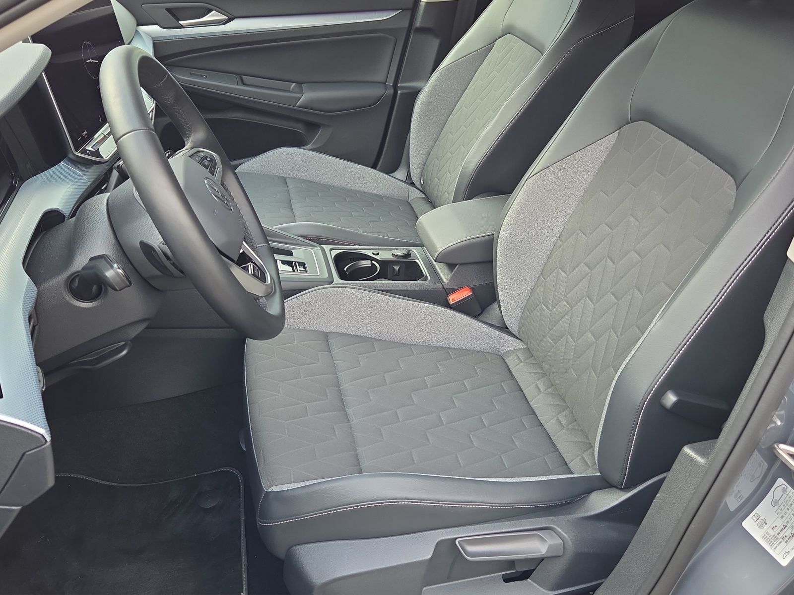 Volkswagen Golf - Bild 6