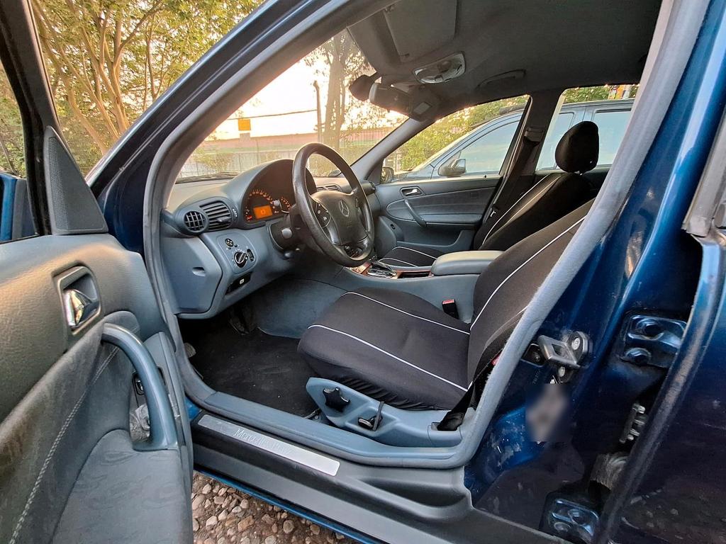 Mercedes-Benz C 200