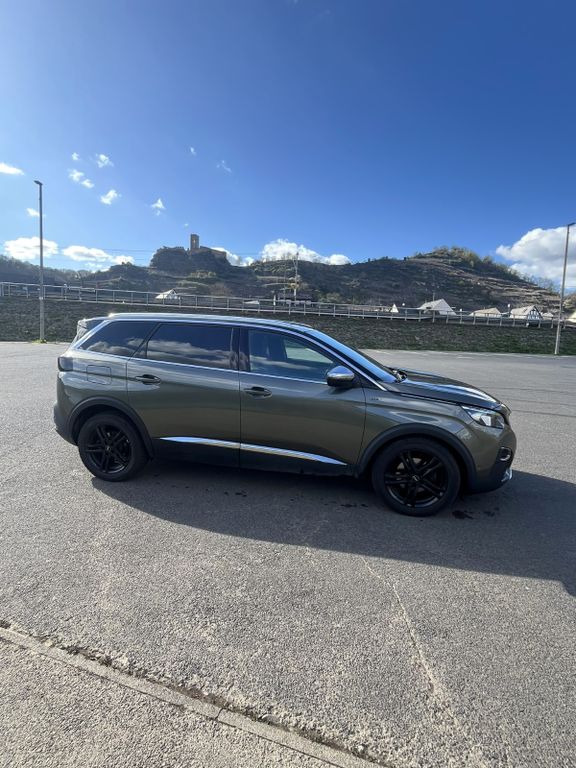 Image of Peugeot 5008