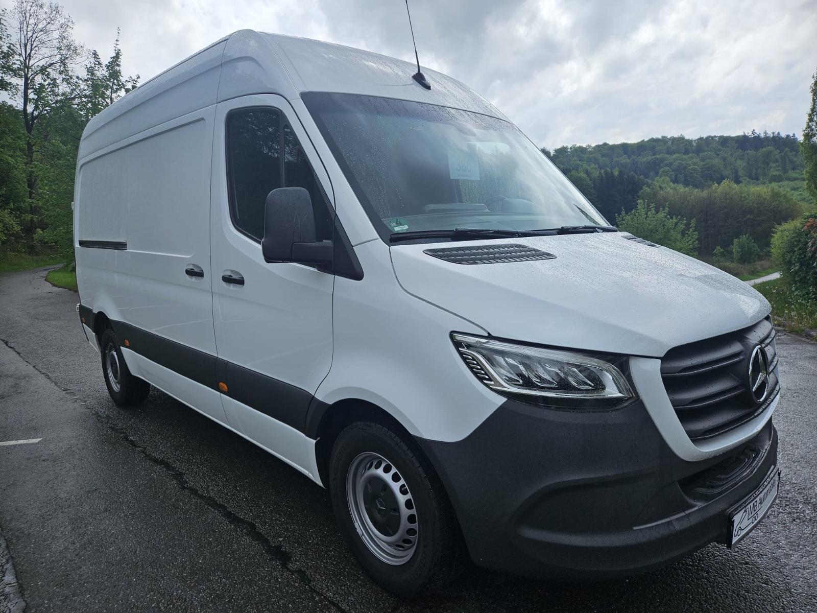 Mercedes-Benz Sprinter Kasten Automatik LED Navi Kamera Tempom