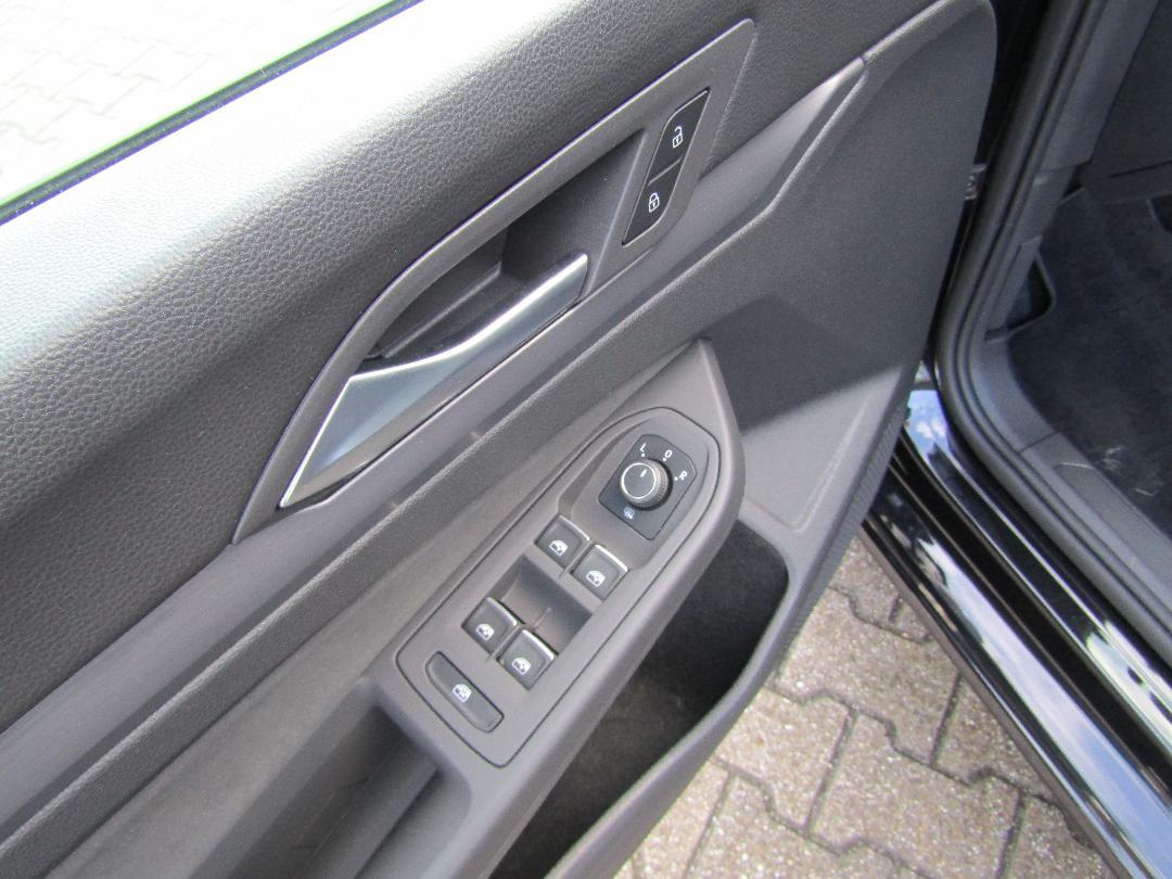 Volkswagen Golf Style 1.5 eTSI DSG AHK NAVI LED APP-CON LM1, миниатюра 11