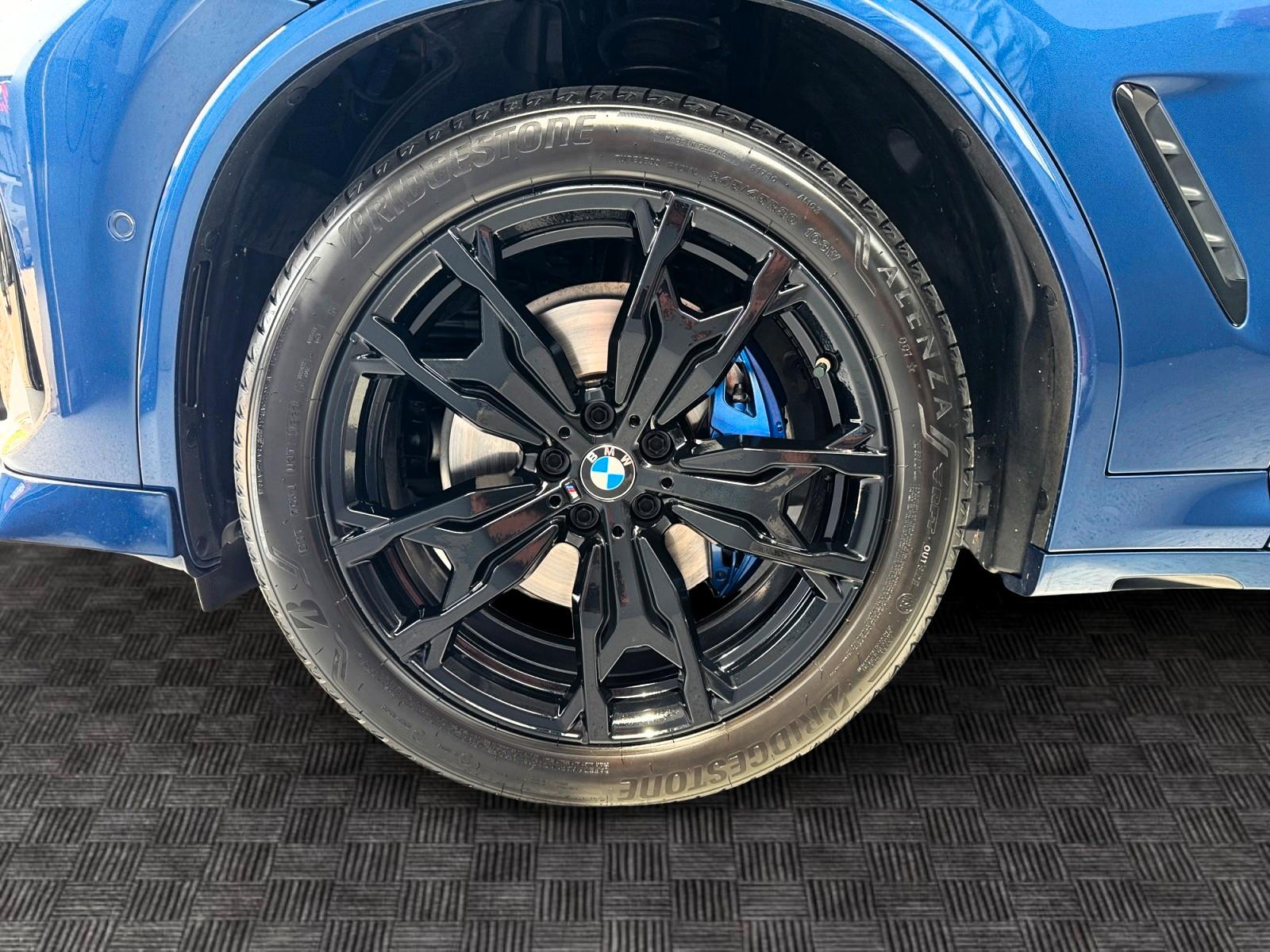 BMW X3 M40i / HUD / Pano / 360° / Live CP / LED
