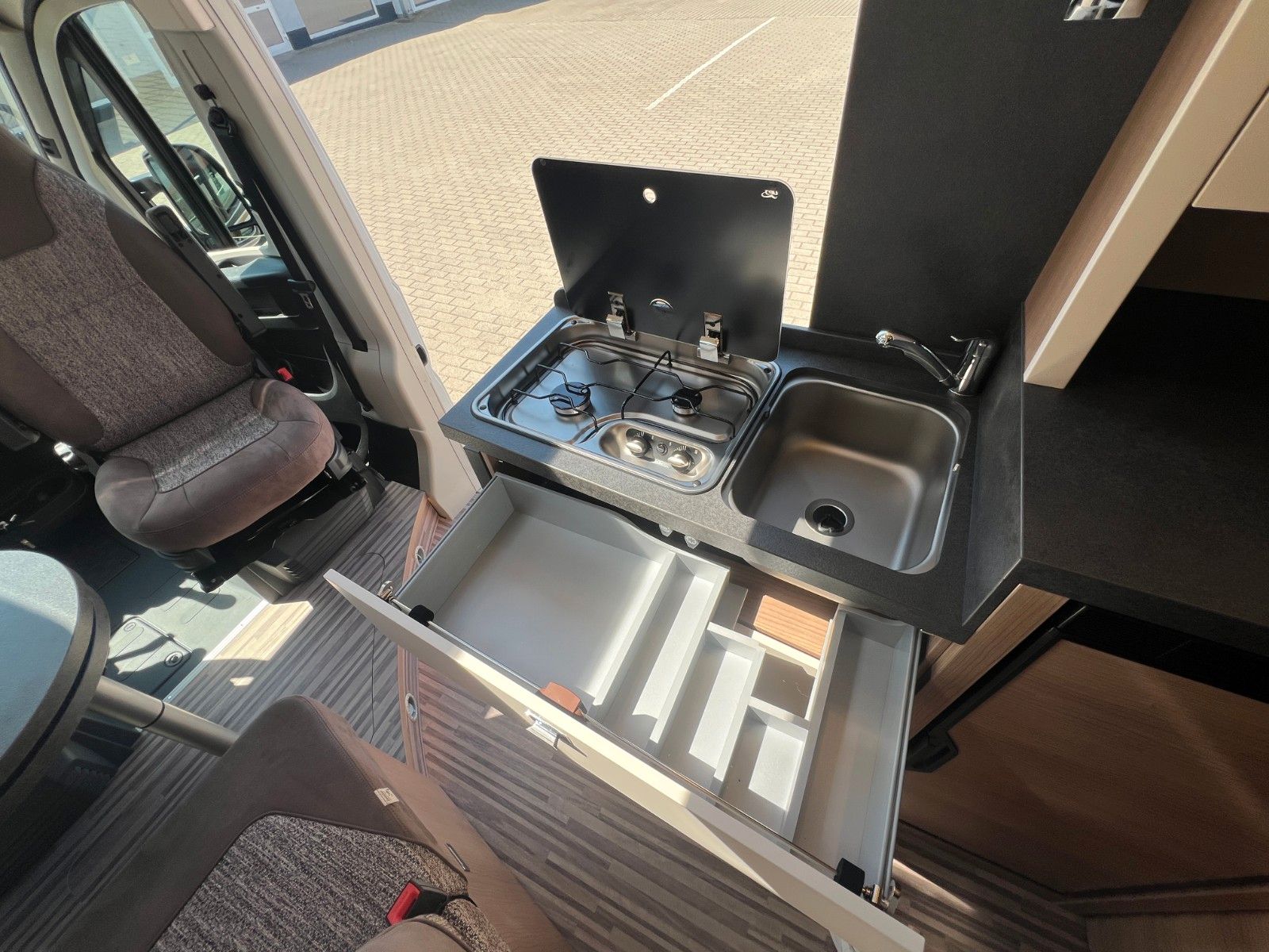 Fahrzeugabbildung Malibu Van diversity GT skyview 640 LE K
