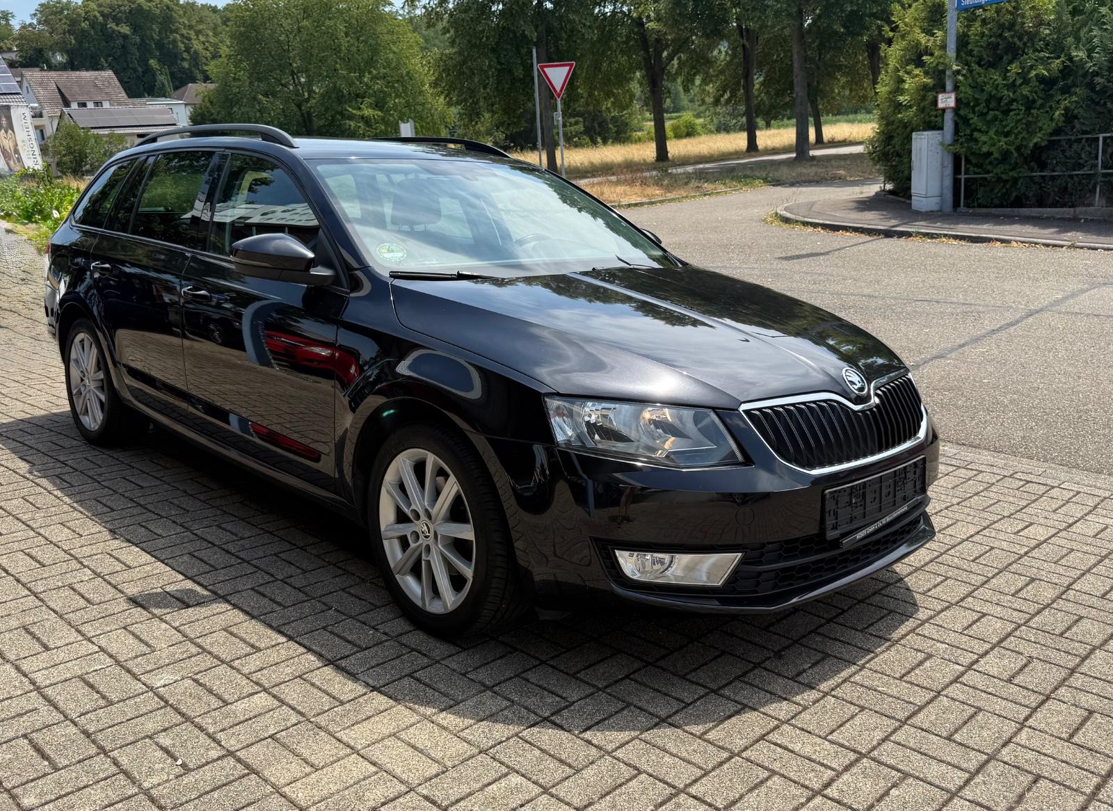 Skoda Octavia Combi Style 4x4 AHK