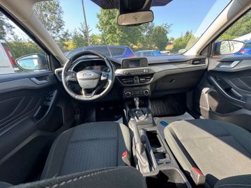 Ford Focus - 12