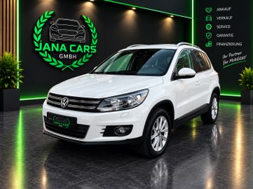 Volkswagen Tiguan - 1