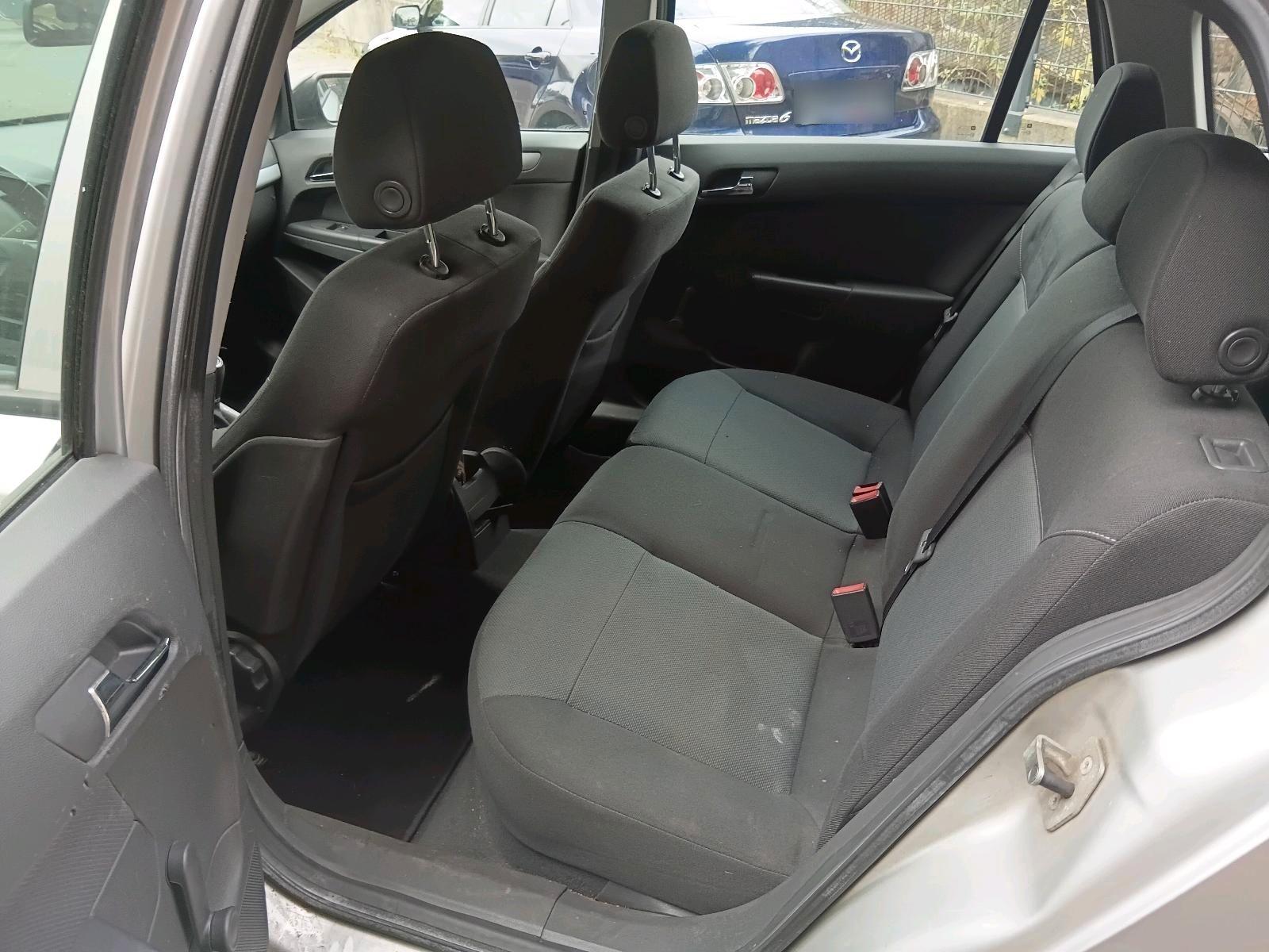 Opel Astra 2006 — photo 10