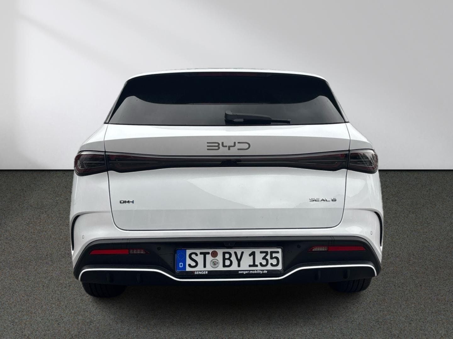 BYD SEAL